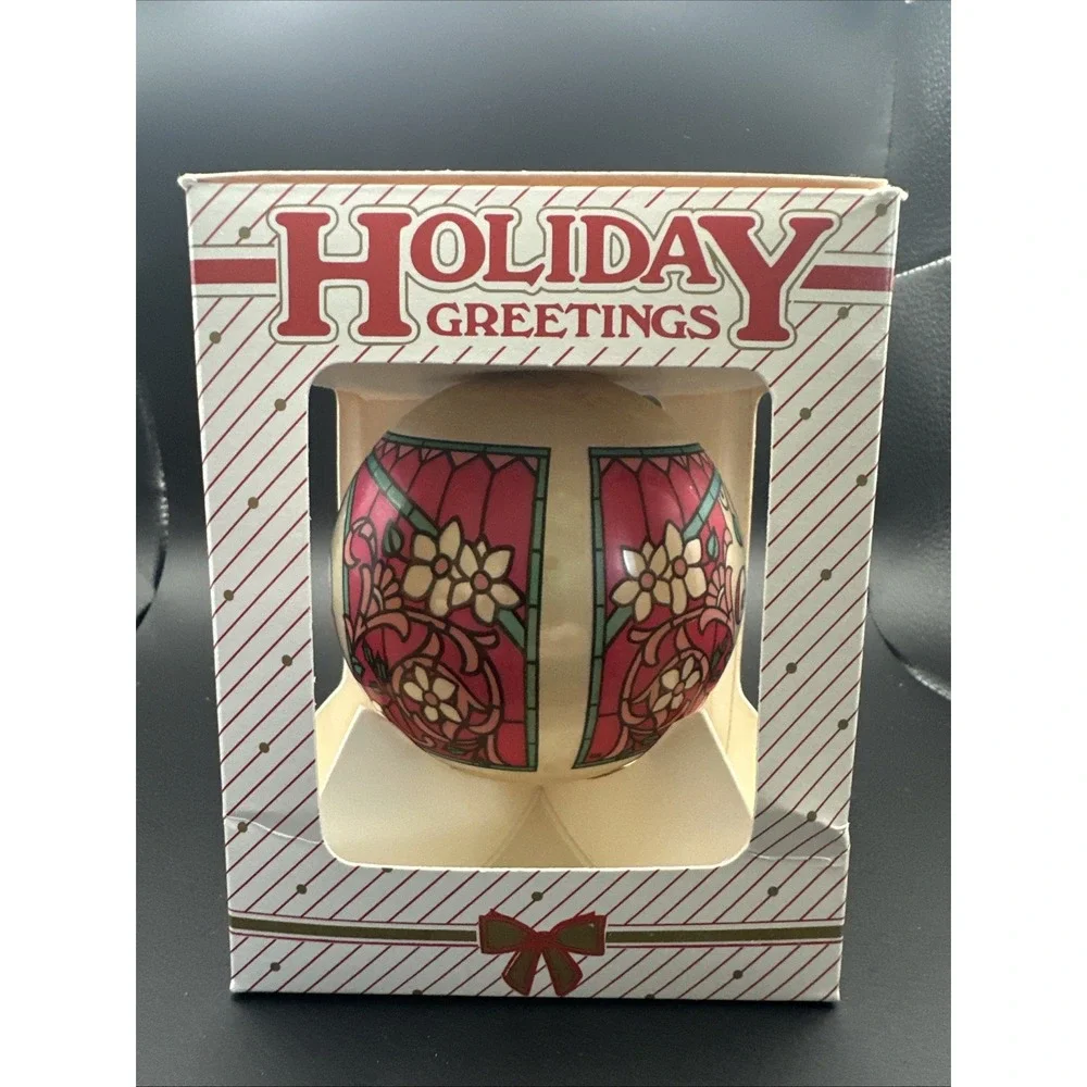 Vintage 1979 Hallmark Glass Ornament 
